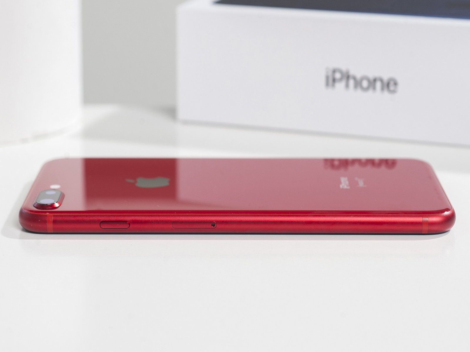 iPhone 8 Plus 64gb, Red б/у